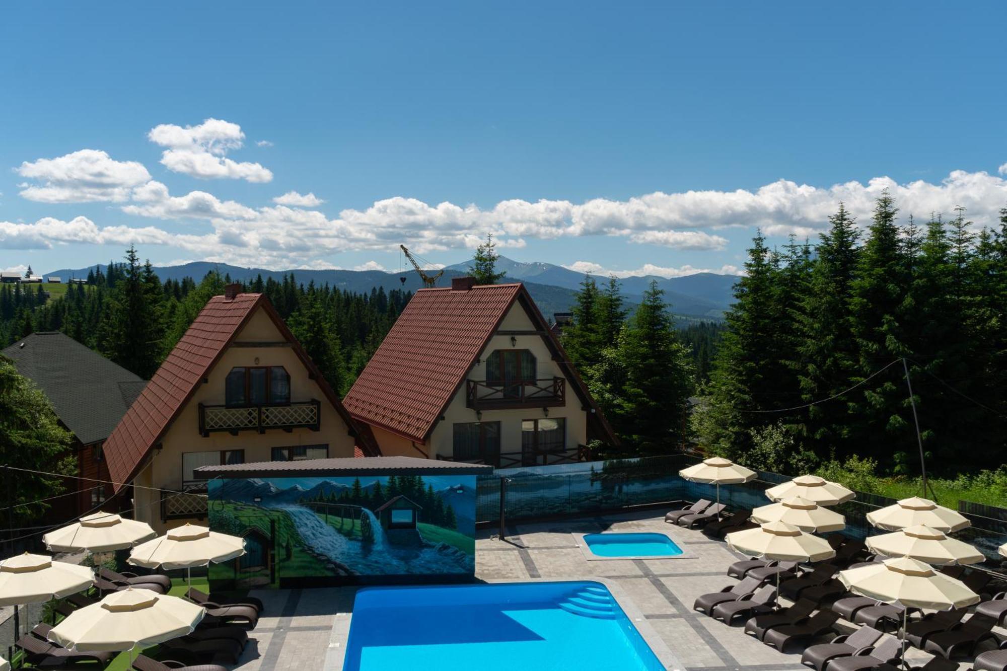 Summit Otel Yablunytsia Dış mekan fotoğraf