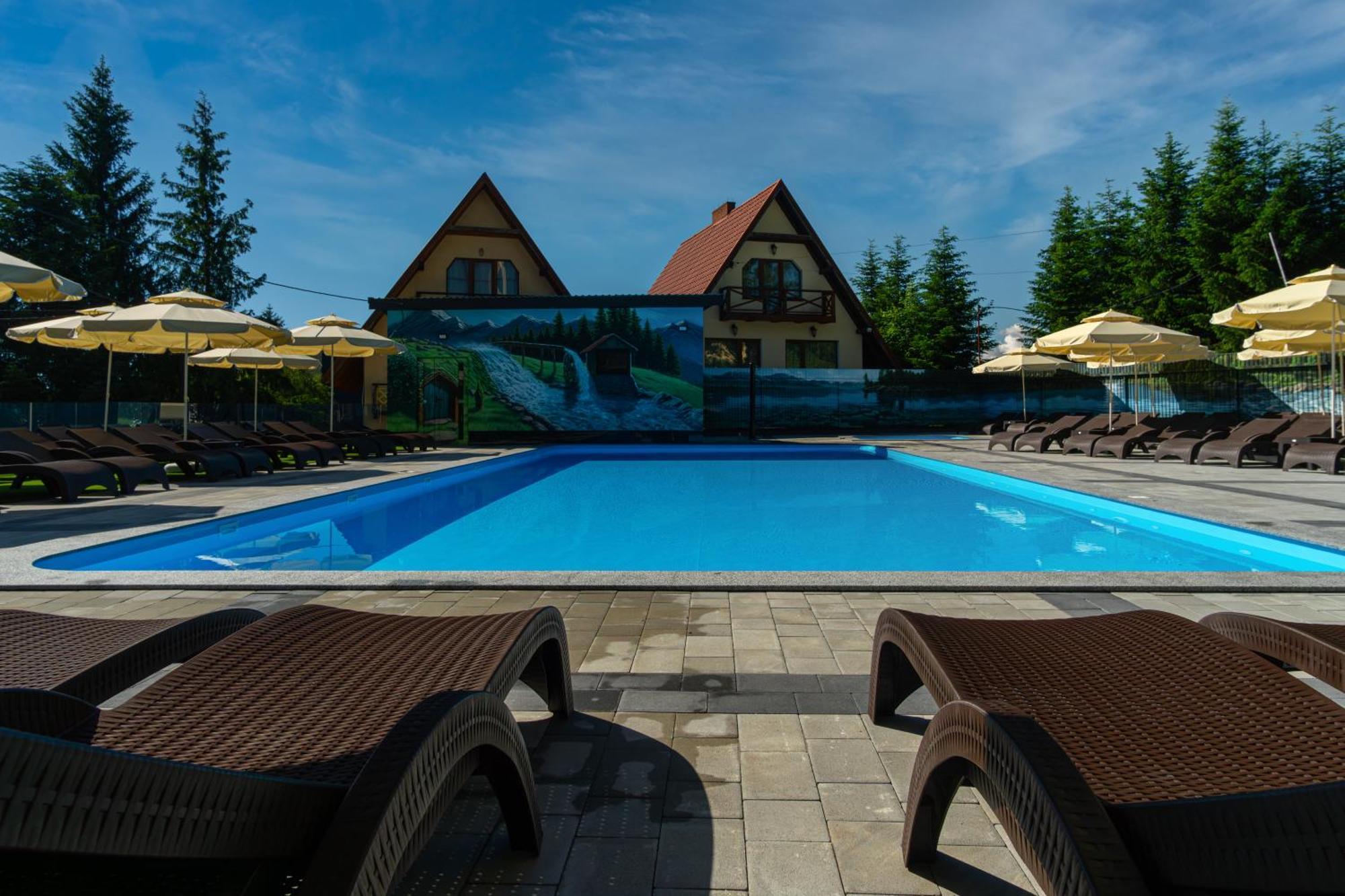 Summit Otel Yablunytsia Dış mekan fotoğraf
