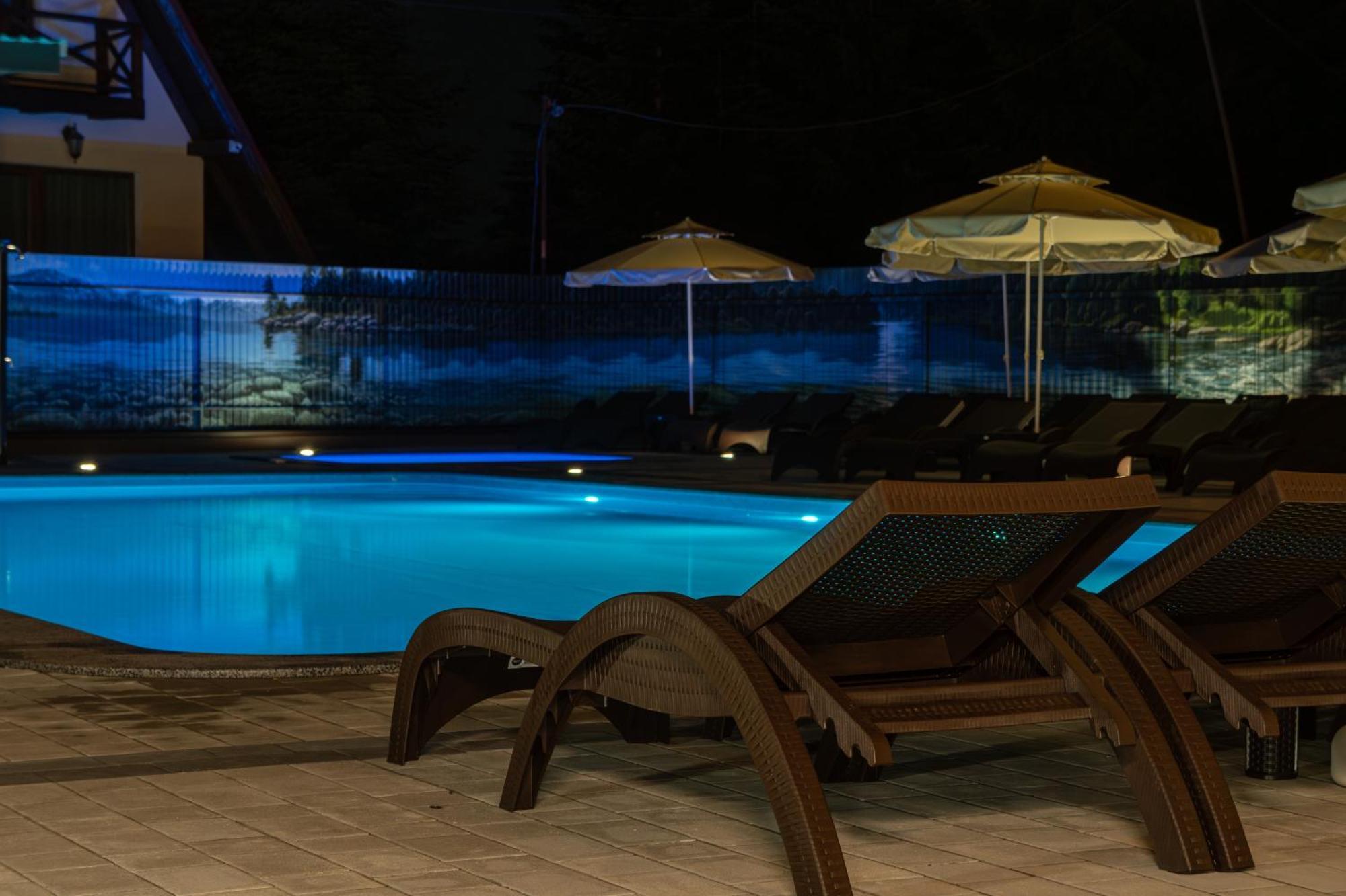 Summit Otel Yablunytsia Dış mekan fotoğraf