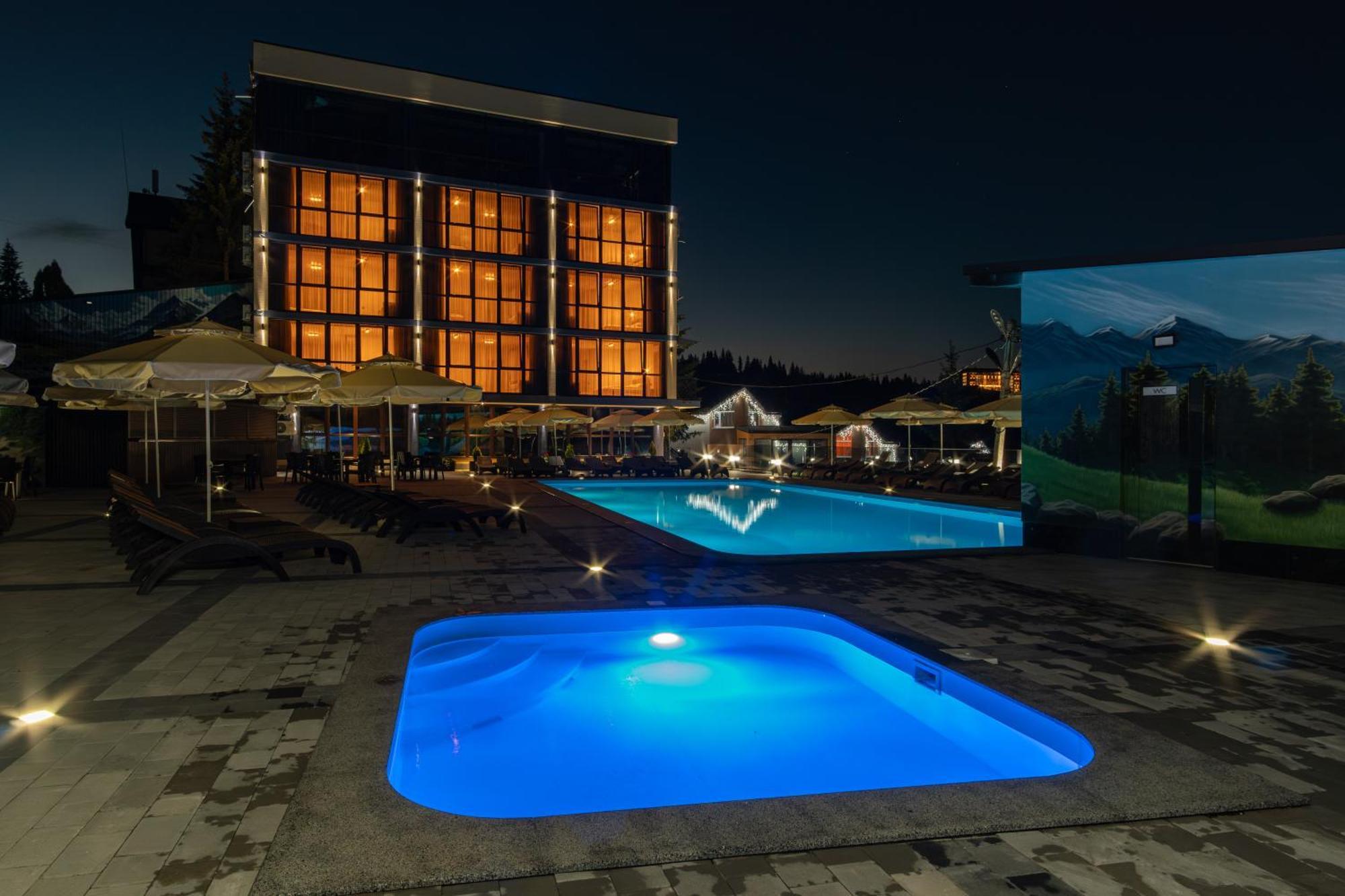 Summit Otel Yablunytsia Dış mekan fotoğraf